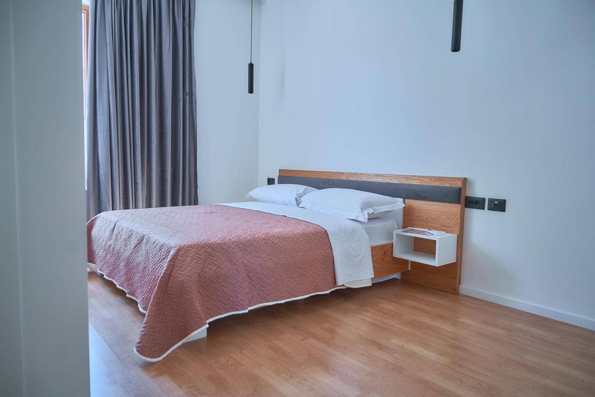 Kalpazo Inn Tiranë Eksteriør bilde