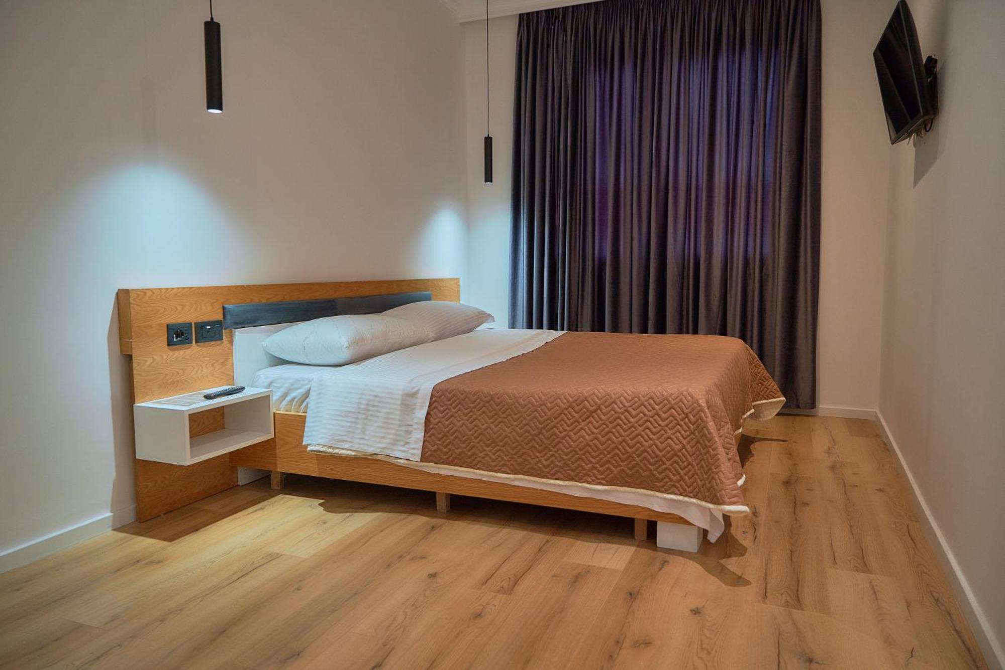 Kalpazo Inn Tiranë Eksteriør bilde