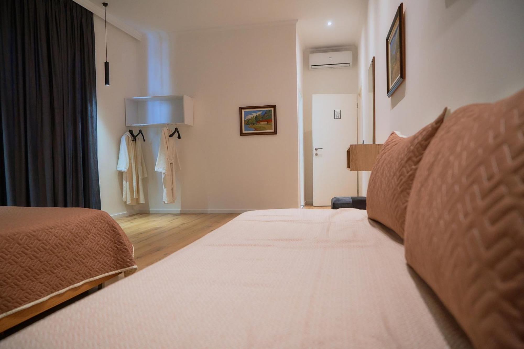 Kalpazo Inn Tiranë Eksteriør bilde