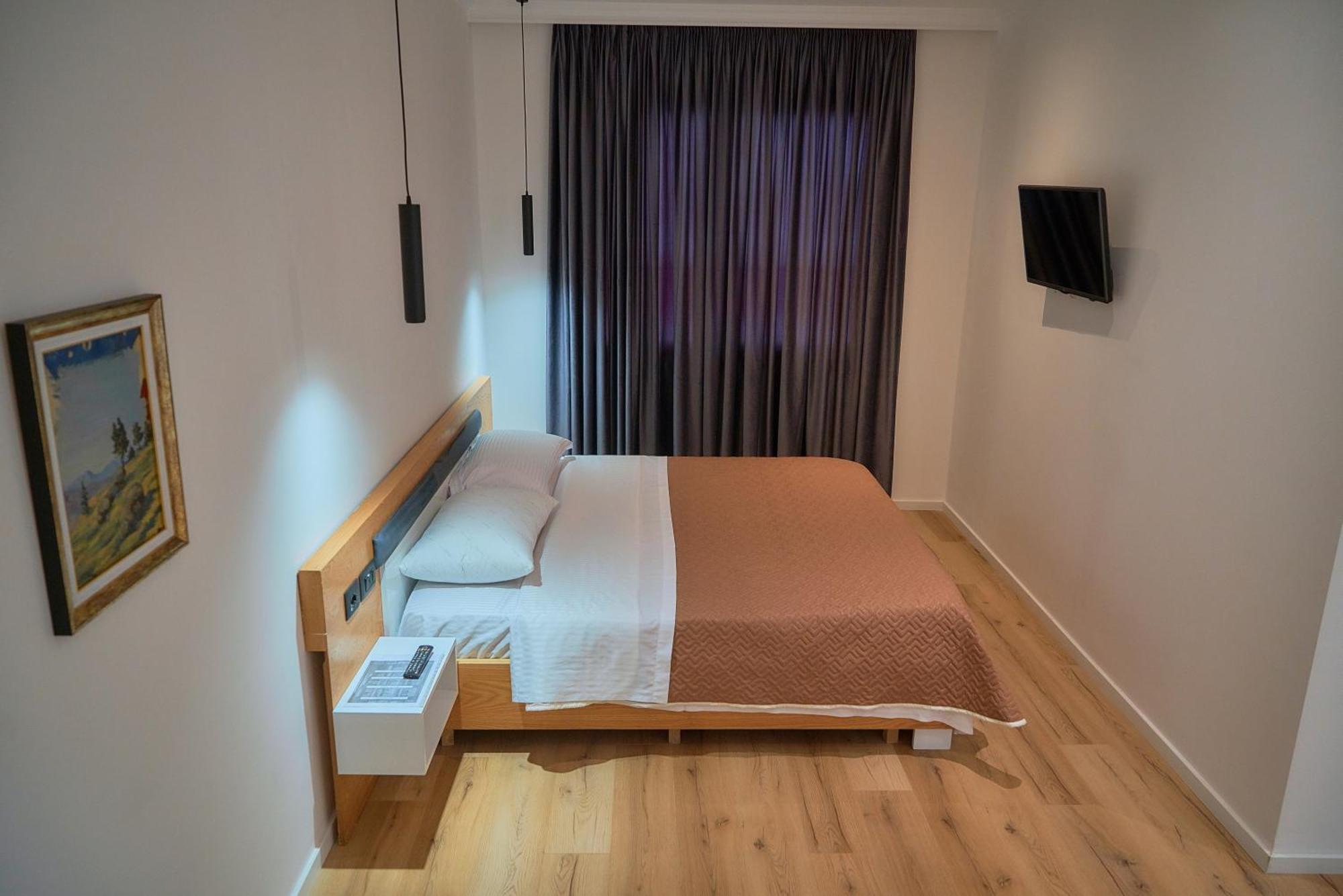 Kalpazo Inn Tiranë Eksteriør bilde