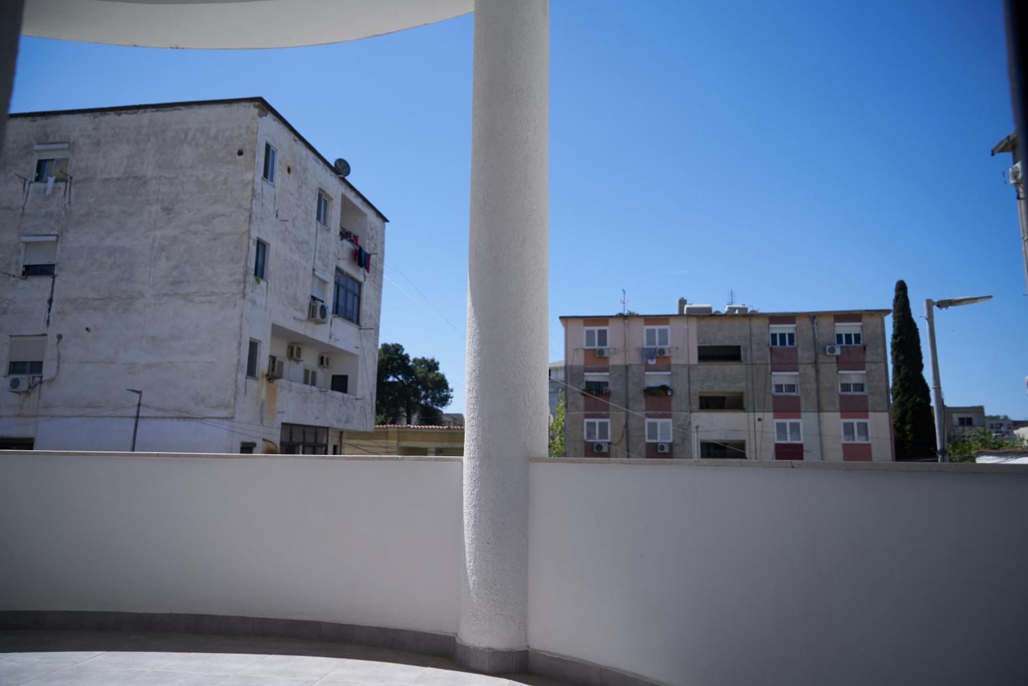 Kalpazo Inn Tiranë Eksteriør bilde